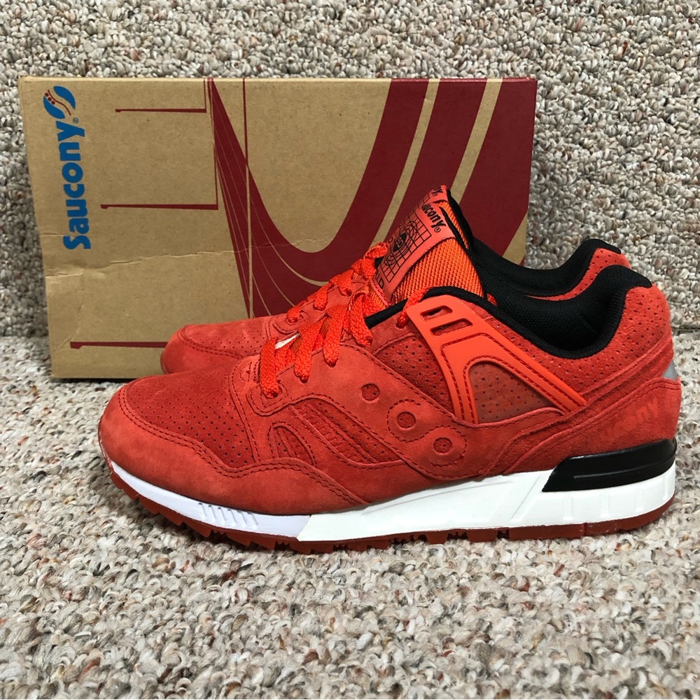 Saucony Grid SD No Chill Pack Casual Shoes Men’s 9 Women’s 10.5 Red White